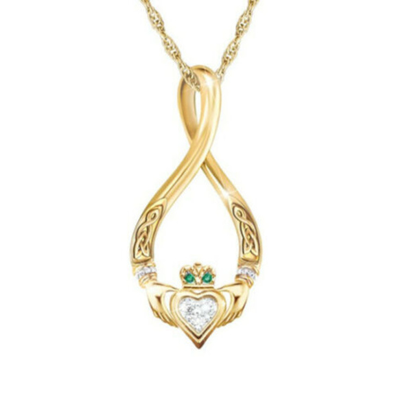 SALE ** BRAND NEW ** Celtic Heart Necklace - Picture 1 of 1